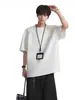 Camiseta masculina com design de rebite, estilo fino de verão, gola redonda de manga curta retrô americana, camiseta solta legal e moderna