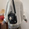 Bonito bolso de tela de nailon de estilo japonés, nuevo estilo, bolso de hombro fresco para mujer, estilo coreano, sencillo, informal, para estudiantes, bolso de hombro de color sólido.