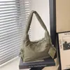 Nova Bolsa de Ombro Único Acolchoada Artística 2025 para Mulheres, Bolsa de Mão Simples, Bolsa Tote Estilo Preguiçoso para o Dia a Dia, Bolsa de Tecido