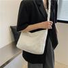 Bolso plisado para mujer, bandolera de hombro de moda, bolso de cadena, bolso de nube sencillo y moderno, novedad de verano de 2022.