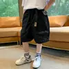 Roupas Infantis Meninos Calças de Verão Shorts 2026 Novas Calças de Comprimento Médio de Verão Estilo Verão para Crianças Maiores Calças Esportivas Finas Tendência