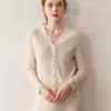 Cardigan de Tricô Misturado com Cashmere Novo Estilo Outono 2026 para Mulheres Gola V com Acabamento em Renda Cor Sólida Jaqueta Solta com Botões