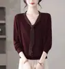 Blusa de Tricô com Cadarço e Manga Longa Feminina 2026 Outono Novo Estilo Solta Tamanho Grande Cobertura da Barriga da Mãe Top Elegante para Usar por Baixo