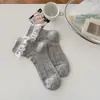Meias de bolinhas estilo japonês para mulheres, malha fina e respirável para primavera e verão, meias curtas estilo coreano com acabamento em renda doce, meias curtas versáteis