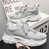 Tênis casuais esportivos de corrida versáteis de alta qualidade, respiráveis para o verão, estilo retrô, com solas grossas e que aumentam a altura, estilo "dad shoes"