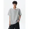 Camiseta de Algodón Pesado de Verano, Estilo Universitario, Polo Gris de Manga Corta con Cuello en V Mamba Falso Dos Piezas para Hombre, Largo Medio Estilo Americano