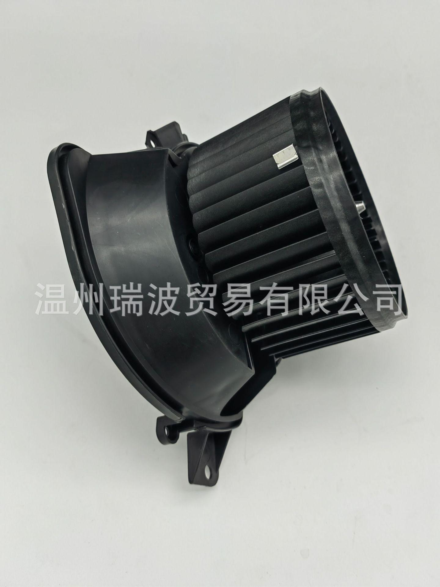 e3d79127b8f451bc53e372c11015c0