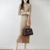 Vestido de Punto de Lana 100% para Mujer Cuello en V Temperamento Elegante Adelgazante Vestido de Punto Moderno