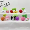 Llavero Sanrio Colgante Pequeño Fruta Llavero Sanrio Accesorios Muñeca de Pegamento Kuromi Accesorios para Bolsos