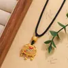 Colgante Tradicional de Plata Pura 999, Mismo Estilo que Joyería de Oro, Colgante de Ciervo Esmaltado con Candado de Paz, Candado Pequeño de Oro con Cascabel, Collar de Cuerda Trenzada