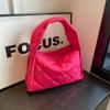 Bolsa de mano popular de hilo de bordar de rombos estilo coreano ins de este año, nueva para otoño e invierno 2023, bolsa casual de estilo occidental que combina con todo para mujer