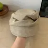 Boina plisada negra estilo japonés Yamamoto para mujer, otoño e invierno, sombrero ecuestre que adelgaza la cara, sombrero octogonal vintage con forma de nube
