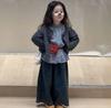 Ropa Infantil Estilo Coreano 2025 Otoño Nuevo Estilo Cárdigan a Rayas para Bebé Niña Top con Cordones Pantalones de Mezclilla de Pierna Ancha Conjunto de Tres Piezas