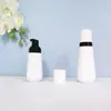 En stock botella cónica blanca de espuma de 60 ml, botella espumadora de PET para mousse de 100 ml, dispensador portátil de espuma facial