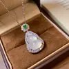 Novo Colar Chinês de Jade Gelo Verde Cabacinha Calcedônia Cravejado Flor Cheia de Diamante Toque de Alto Padrão Pingente Cabacinha de Jade Corrente para Clavícula