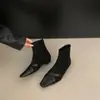 Botas Curtas de Moda Femininas 2025 Outono/Inverno, Bico Quadrado Francês, Camurça com Recorte, Estilo Novo, Botas Slim com Zíper Traseiro