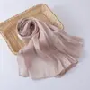 Lenço Longo Cruzado Respirável e Fresco de Cetim Crepe Ilha Lenço de Seda Brilhante Malaio Lenço de Cabeça Fabricante Atacado