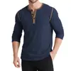 Ropa para Hombre Transfronteriza Otoño e Invierno 2025 Camisas Henley de Manga Larga Camisetas Retro para Hombre Europeas y Americanas Henleys de Tres Botones con Bloques de Color