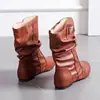 Botas de mujer de talla grande hasta la pantorrilla, nuevo estilo europeo otoño e invierno 2026, botas de cuero plisado sin cordones y punta redonda, en stock para mujer