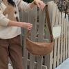 Estilo retro japonés y coreano estilo ins pana bolso nuevo moda casual simple combina con todo bolso bandolera media luna