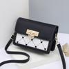 Bolso de mujer al por mayor 2021 nuevo bolso bandolera moderno pequeño fresco lindo versátil bolso de hombro celebridad de internet bolso cuadrado pequeño