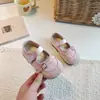 Zapatos de ballet para niña de suela blanda, nueva colección otoño 2026, perfectos con vestidos, Mary Janes planos con detalles de hebilla, modernos zapatitos de piel