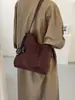 Bolsa feminina de grande capacidade, minimalista, nova coleção de inverno 2026, acabamento fosco retrô, bolsa de ombro, bolsa transversal, bolsa tote de alta qualidade