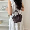 Bolso de Cubo Tejido Texturizado Bolso de Mano para Mujer 2026 Otoño Nuevo Elegante Versátil Bolso Tipo Cesta de Picnic Bolso Cruzado