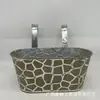 Jiajian Fabricante Fornece Vasos de Ferro com Ganchos, Vasos Decorativos com Estampa de Flores Artificiais, Baldes de Braço Suspensos e uma Coleção da Série Vintage