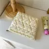 Nova Bolsa Simples Acolchoada de Bolinhas para Batom de Mão Bolsa de Cosméticos Bolsa Pequena de Armazenamento Porta-Moedas Mini Bolsa de Mão Portátil