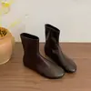 Versão em Couro de Vaca~Botas de Cano Curto Pretas Retrô Femininas Outono Inverno Novas Botas Estilo Martin de Cano Curto Salto Escondido Botas Elásticas Emagrecedoras