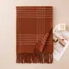 Novo xale estudantil de alta qualidade para outono e inverno, cachecol xadrez quente e grosso, cachecol longo versátil com franjas para decoração