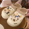 Sandalias de Plataforma Estudiante Antideslizantes Baotou Estudiantes Sandalias Lindas de Verano Dopamina DIY Croc Zapatos Ropa Exterior para Mujer Suela Suave
