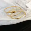Pulsera Metálica Minimalista Europea y Americana Transfronteriza de Moda de Nicho Joyería de Alto Temperamento al por Mayor