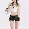 Shorts Jeans Camuflados Retrô de Rua com Barra Desfiada Lavagem Europeia Cintura Baixa Justo Slim Reto Elástico Casual Hot Pants