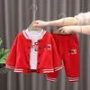 Trajes de primavera y otoño para niños, ropa de primavera y verano para niños de un año, dos años y medio, tres a cuatro años, más abrigos para niños