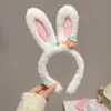 Tiara de Urso Morango do TikTok Celebridade da Internet Feminina Outono e Inverno Lavagem de Rosto Faixa de Cabelo Pelúcia Pressão no Cabelo Tiara Antiderrapante Presilha Acessório de Cabelo