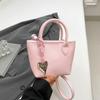 Bolsa Pequena Quadrada de Design de Nicho Moderna e Tendência 2025 Primavera Novo Estilo Bolsa Casual Texchy de Ombro Transversal Feminina