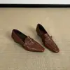 Mocassins retrô de bico quadrado e salto grosso para mulheres, sapatos para o trabalho, sapatos de calçar únicos estilosos, sapatos pequenos de couro com fivela