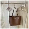 Bolsa grande de alta qualidade para mulheres 2026 nova tendência de verão popular moda para o dia a dia bolsa de ombro única bolsa tote de grande capacidade
