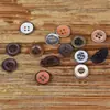 Camisas de serie estilo americano vintage desgastadas con diseño versátil y botones de color óxido plateado y negro