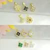 Ventas Directas de Fábrica, Al por Mayor en Stock, Collar Colgante Microincrustado de Cobre, Flor de Trébol de Cuatro Hojas Accesorios de Colgante Individual para Joyería DIY