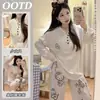 Pijama acanalado de seda helada nuevo 2026 con sujetador incorporado, para mujer, manga corta, pantalón largo, nuevo diseño de gato de dibujos animados, ropa casual para estar en casa
