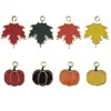 Envío transfronterizo gota de aceite Acción de Gracias cuatro colores simulación hoja de arce calabaza colgante colgante diy joyería llavero pendientes accesorios