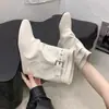 Botines Cuadrados Versátiles de Cuero con Hebilla Botas de Monta para Mujer Tacón de Bloque Estilo Retro 2026 Negro Nuevo Otoño Aumento de Altura Interior