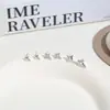 Pendientes Geométricos de Múltiples Piezas Inspirados en el Diseño para Mujer, Moda Versátil de Lujo Ligero de Nicho, Accesorios Electrochapados Ecológicos de Yiwu al por Mayor