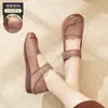 Sapatos da Mamãe Outono Novo Estilo Sapatos de Salto Médio para Meia-Idade e Idosos Couro Macio Solado Macio Sapatos Femininos Salto Baixo Antiderrapante Sapatos de Couro Bico Redondo Sapatos para Pessoas Idosas Feminino