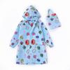 Capa de Chuva Infantil Leve e de Secagem Rápida Desenho Animado Longa com Bolsa Escolar para Crianças Pequenas e Estudantes do Ensino Fundamental Poncho de Chuva para Proteger da Neve e do Vento