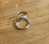 Brincos de Argola Estilo Minimalista Design de Nicho Tendência Presilhas de Orelha Únicas de Alta Qualidade Brincos da Moda Mais Vendidos para o Dia a Dia das Mulheres