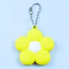 Colgante Llavero Botella de Agua de Goma Suave PVC Accesorio Taza Térmica Colgante de Flor Colorida Dopamina